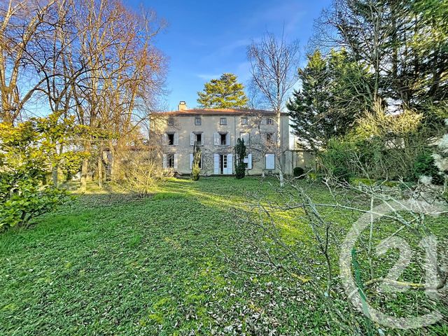 Maison &agrave; vendre - 13 pi&egrave;ces - 415 m2 - Chambaron Sur Morge - 63 - AUVERGNE