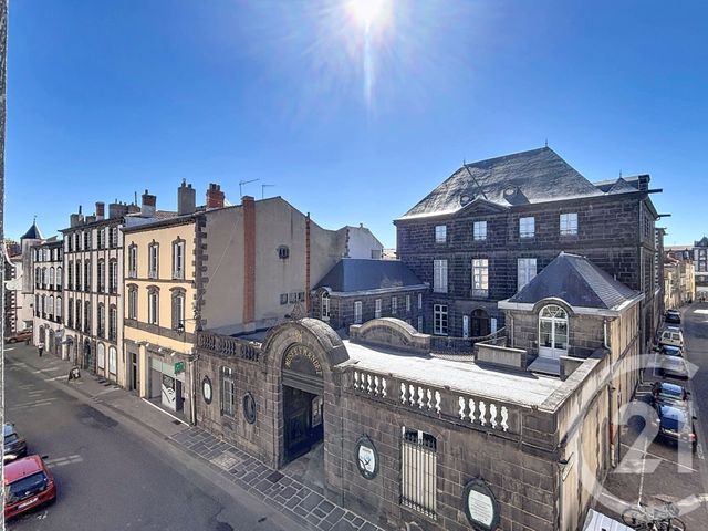 Appartement F5 &agrave; vendre - 5 pi&egrave;ces - 198,06 m2 - Riom - 63 - AUVERGNE
