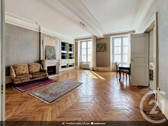 Appartement F5 &agrave; vendre - 5 pi&egrave;ces - 198,06 m2 - Riom - 63 - AUVERGNE