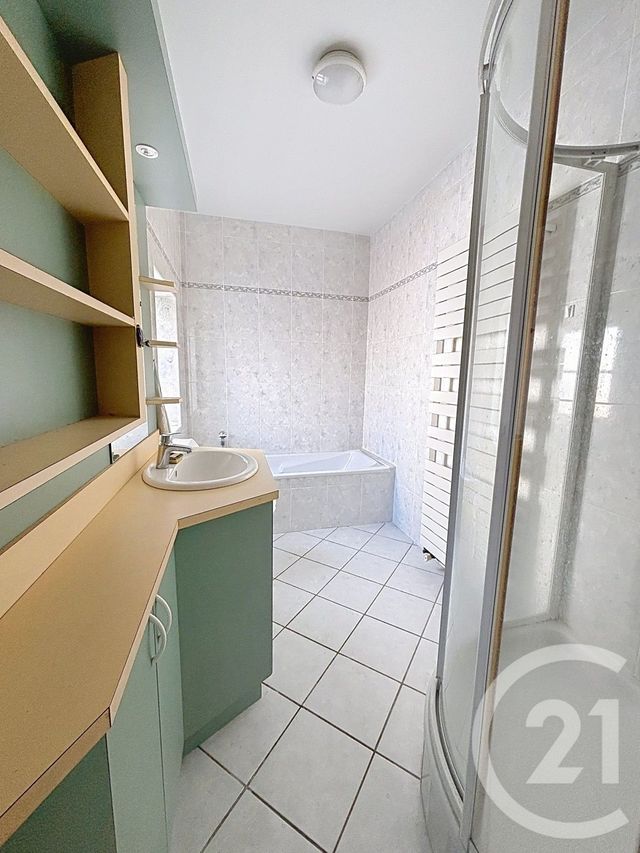 Appartement F5 &agrave; vendre - 5 pi&egrave;ces - 198,06 m2 - Riom - 63 - AUVERGNE