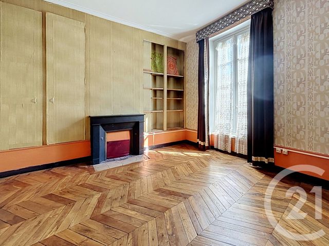 Appartement F5 &agrave; vendre - 5 pi&egrave;ces - 198,06 m2 - Riom - 63 - AUVERGNE