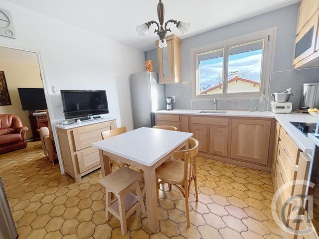 Maison &agrave; vendre - 7 pi&egrave;ces - 131 m2 - Riom - 63 - AUVERGNE