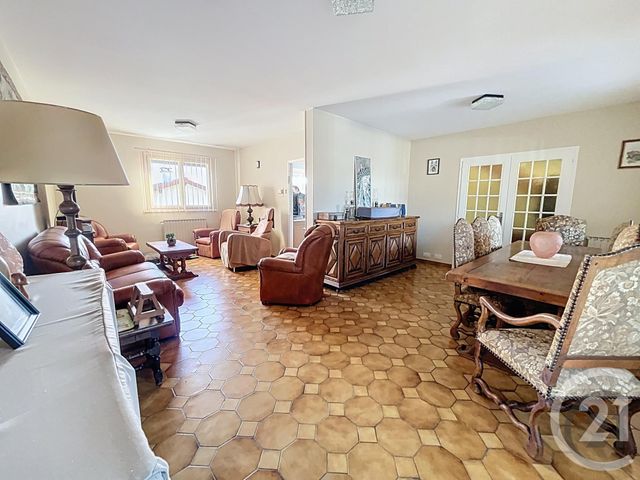 Maison &agrave; vendre - 7 pi&egrave;ces - 131 m2 - Riom - 63 - AUVERGNE