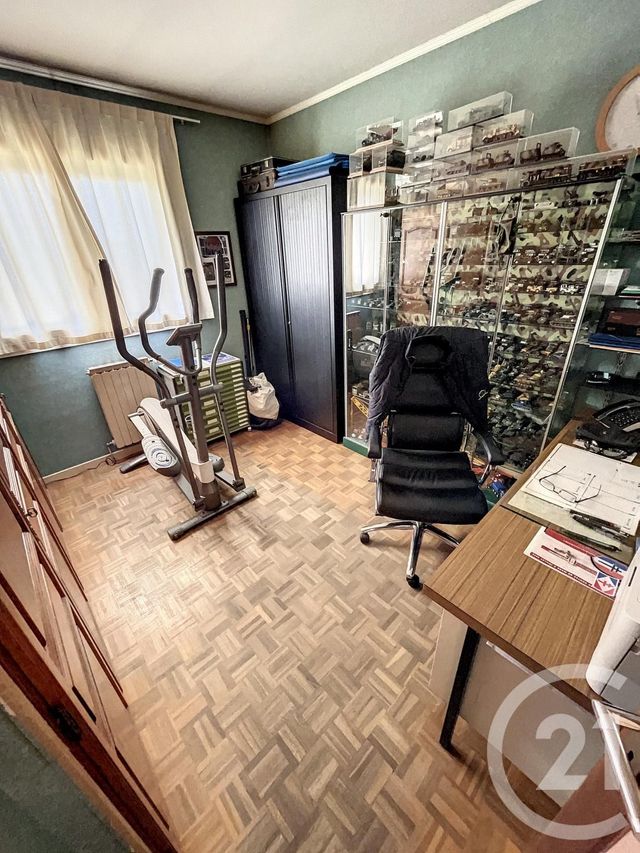 Maison &agrave; vendre - 7 pi&egrave;ces - 131 m2 - Riom - 63 - AUVERGNE