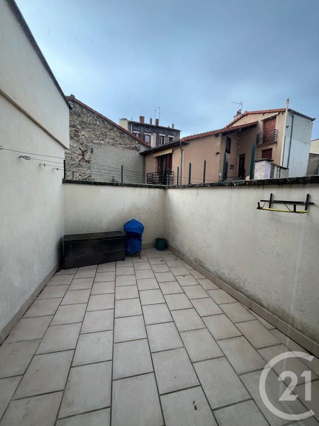 Appartement F4 à vendre - 4 pièces - 105 m2 - Chatel Guyon - 63 - AUVERGNE
