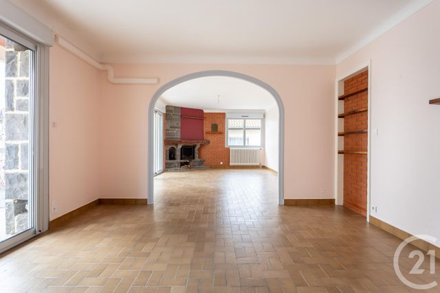 Appartement F4 à vendre - 4 pièces - 105 m2 - Chatel Guyon - 63 - AUVERGNE