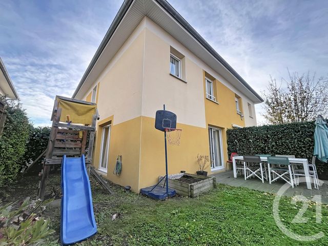 Maison à vendre - 4 pièces - 76,17 m2 - Gerzat - 63 - AUVERGNE