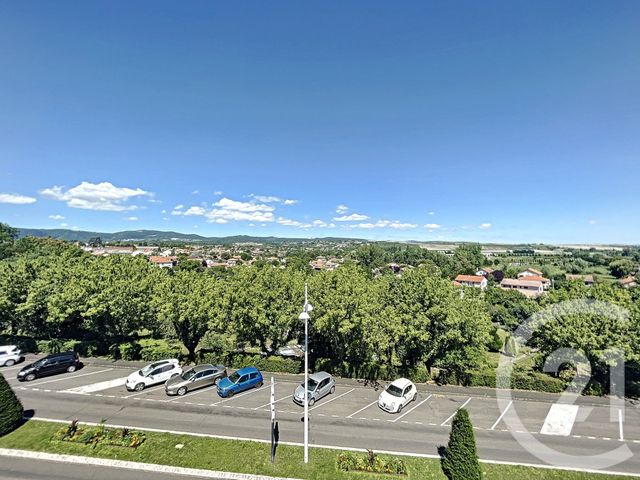 Appartement F2 à vendre - 3 pièces - 53,40 m2 - Riom - 63 - AUVERGNE