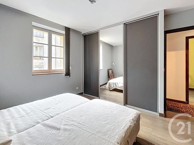 Maison à vendre - 6 pièces - 235 m2 - Riom - 63 - AUVERGNE