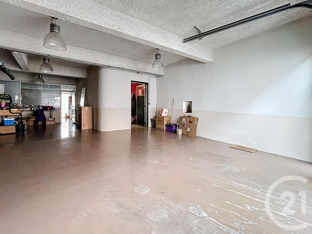 Maison à vendre - 6 pièces - 235 m2 - Riom - 63 - AUVERGNE