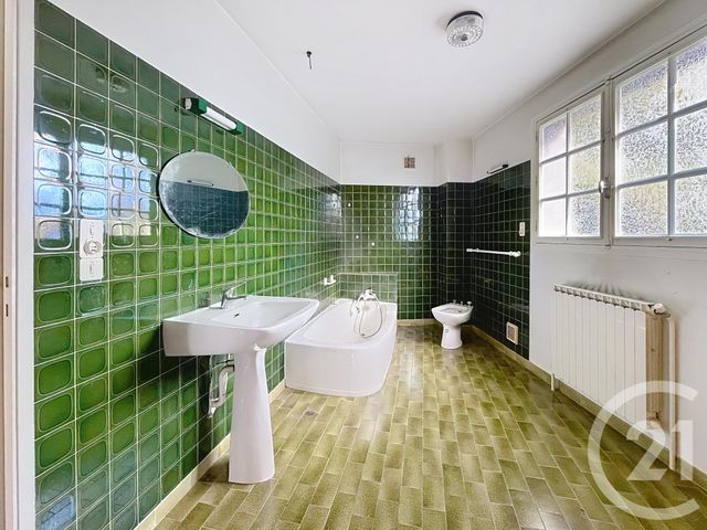 Maison &agrave; vendre - 8 pi&egrave;ces - 210 m2 - Varennes Sur Morge - 63 - AUVERGNE