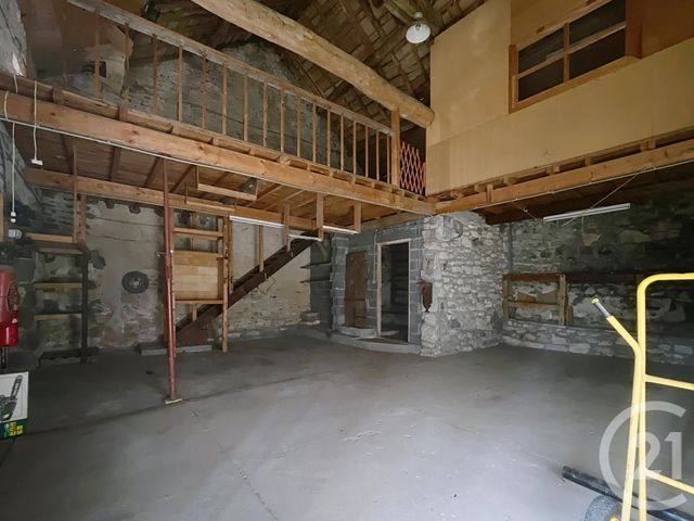 Maison &agrave; vendre - 8 pi&egrave;ces - 210 m2 - Varennes Sur Morge - 63 - AUVERGNE