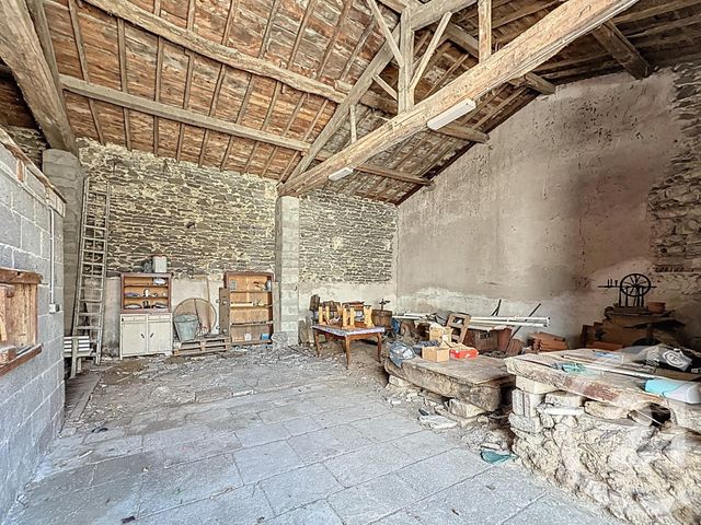 Maison à vendre - 11 pièces - 150,01 m2 - St Bonnet Pres Riom - 63 - AUVERGNE