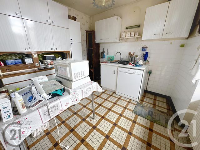 Maison à vendre - 11 pièces - 150,01 m2 - St Bonnet Pres Riom - 63 - AUVERGNE