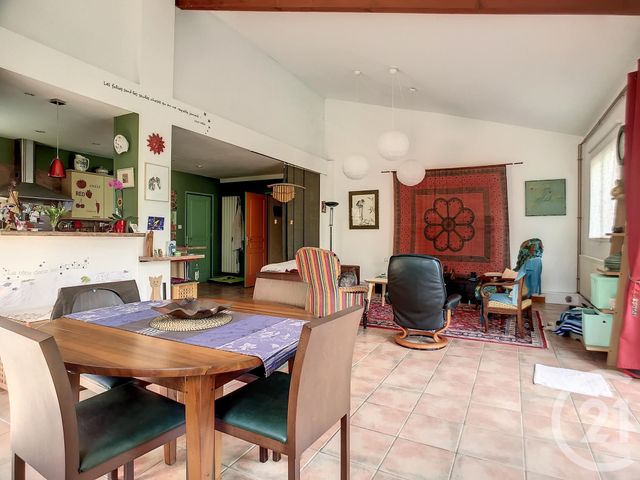 Maison à vendre - 10 pièces - 250 m2 - Menetrol - 63 - AUVERGNE