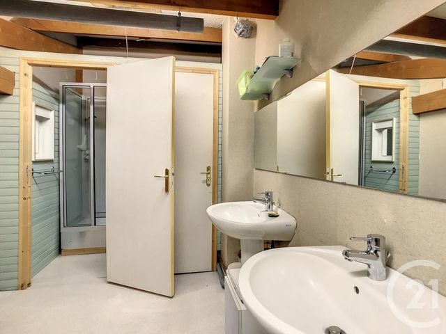 Maison à vendre - 10 pièces - 250 m2 - Menetrol - 63 - AUVERGNE