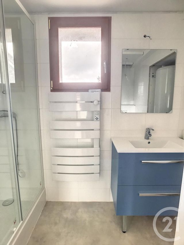 Maison à vendre - 10 pièces - 250 m2 - Menetrol - 63 - AUVERGNE