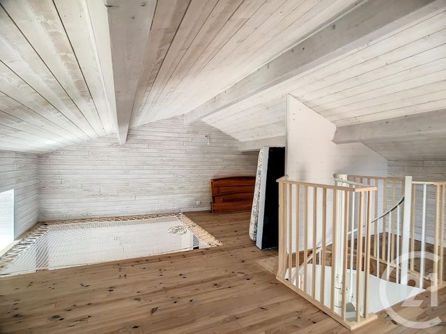 Maison à vendre - 10 pièces - 250 m2 - Menetrol - 63 - AUVERGNE