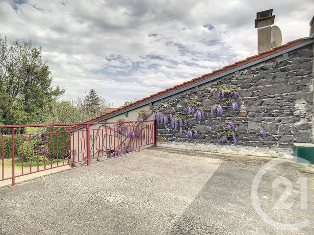Maison à vendre - 10 pièces - 250 m2 - Menetrol - 63 - AUVERGNE