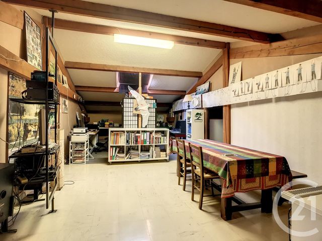 Maison à vendre - 10 pièces - 250 m2 - Menetrol - 63 - AUVERGNE