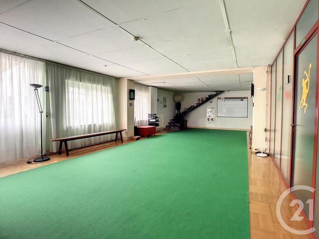 Maison à vendre - 10 pièces - 250 m2 - Menetrol - 63 - AUVERGNE