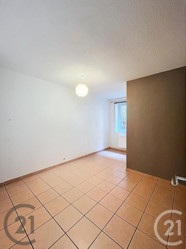 Appartement F3 à vendre - 3 pièces - 59,70 m2 - Riom - 63 - AUVERGNE