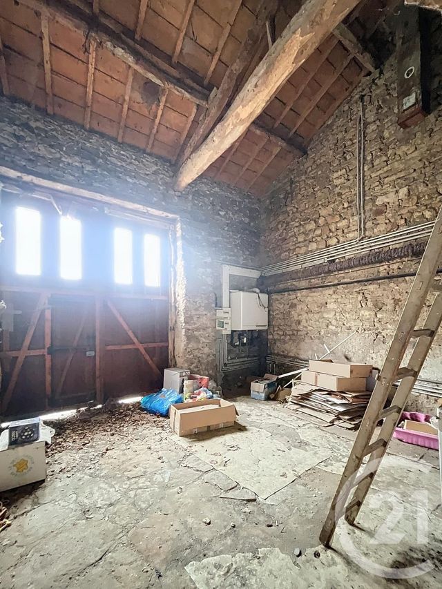 Maison à vendre - 8 pièces - 138 m2 - Davayat - 63 - AUVERGNE