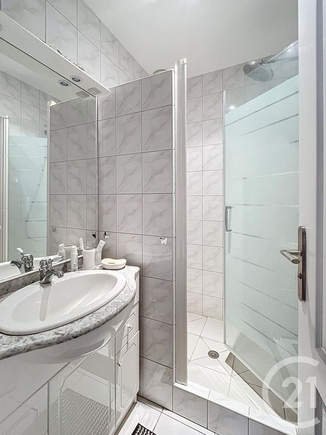 Maison à vendre - 5 pièces - 155 m2 - Beauregard Vendon - 63 - AUVERGNE