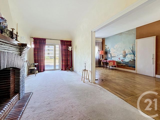 Maison &agrave; vendre - 8 pi&egrave;ces - 245 m2 - Riom - 63 - AUVERGNE