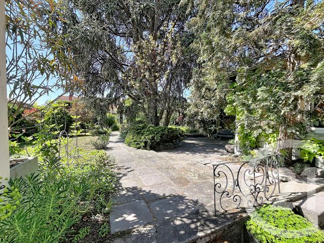 Maison &agrave; vendre - 8 pi&egrave;ces - 245 m2 - Riom - 63 - AUVERGNE