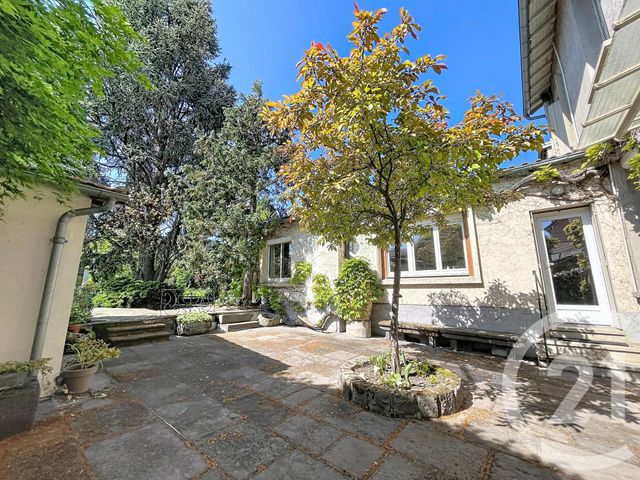 Maison &agrave; vendre - 8 pi&egrave;ces - 245 m2 - Riom - 63 - AUVERGNE