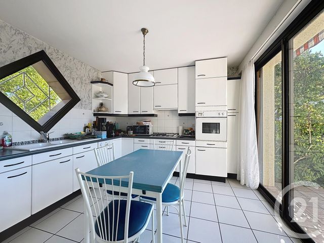 Maison &agrave; vendre - 4 pi&egrave;ces - 94,70 m2 - Riom - 63 - AUVERGNE