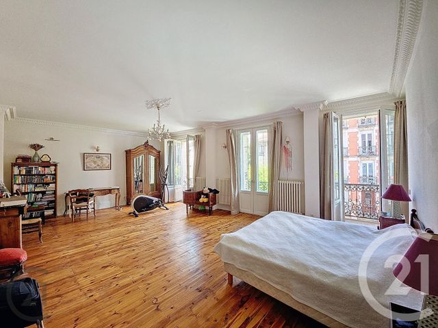 Immeuble &agrave; vendre - 610 m2 - Chatel Guyon - 63 - AUVERGNE