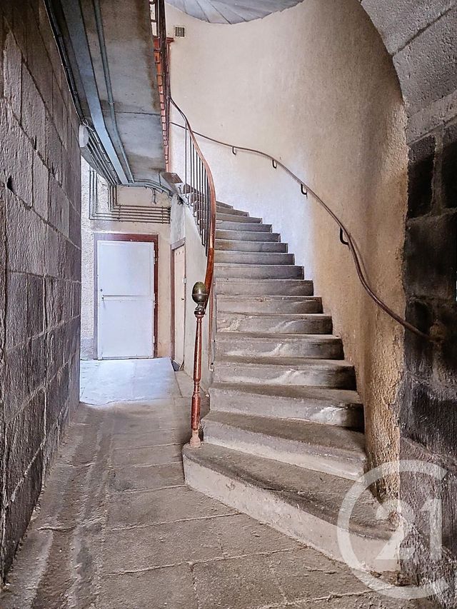 Appartement T1 à vendre - 2 pièces - 24 m2 - Riom - 63 - AUVERGNE