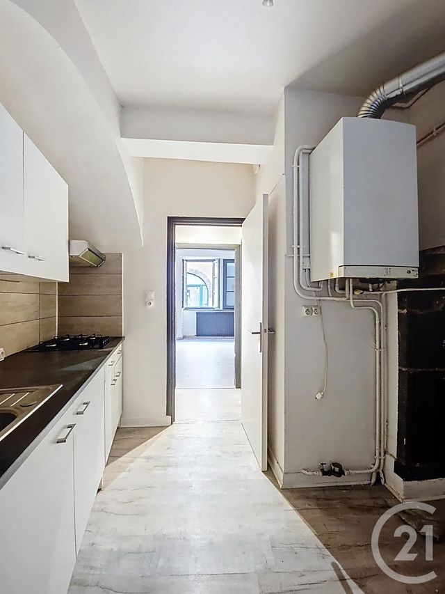 Appartement T1 à vendre - 2 pièces - 24 m2 - Riom - 63 - AUVERGNE
