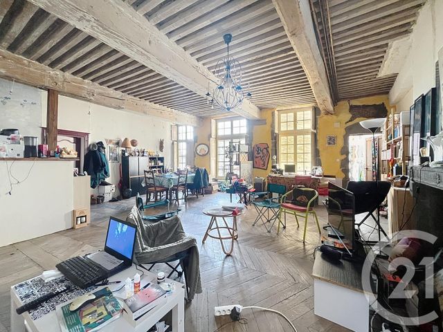 Appartement F3 à vendre - 3 pièces - 83,80 m2 - Riom - 63 - AUVERGNE