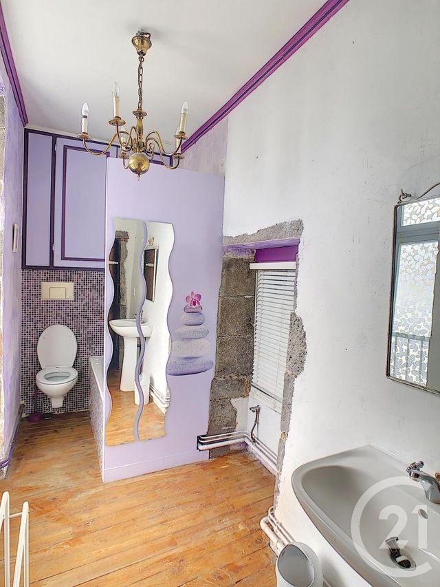 Appartement F3 à vendre - 3 pièces - 83,80 m2 - Riom - 63 - AUVERGNE