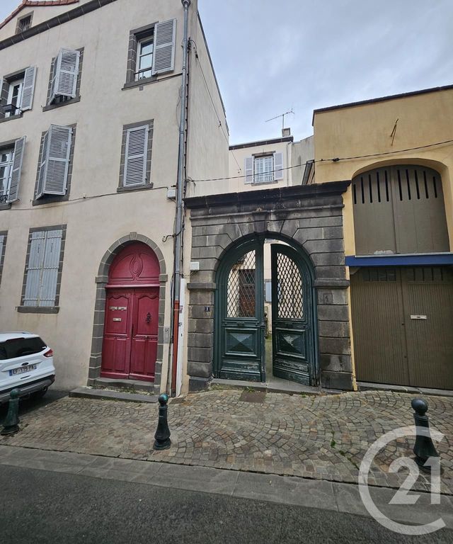 Appartement F3 à vendre - 3 pièces - 83,80 m2 - Riom - 63 - AUVERGNE