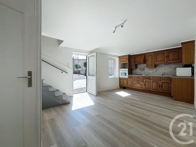 Maison à vendre - 3 pièces - 58,59 m2 - St Beauzire - 63 - AUVERGNE