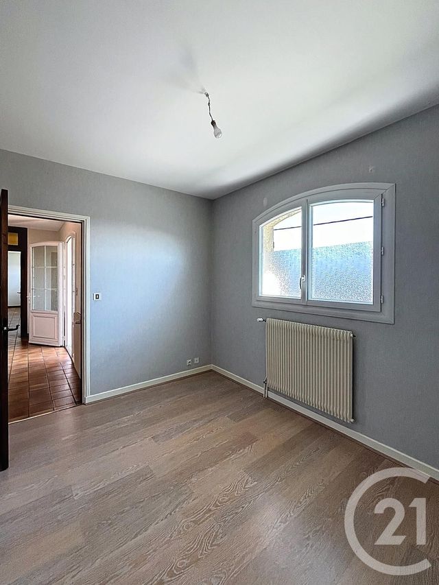 Maison à vendre - 5 pièces - 161,26 m2 - Riom - 63 - AUVERGNE