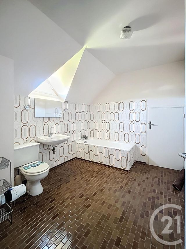 Maison à vendre - 5 pièces - 161,26 m2 - Riom - 63 - AUVERGNE