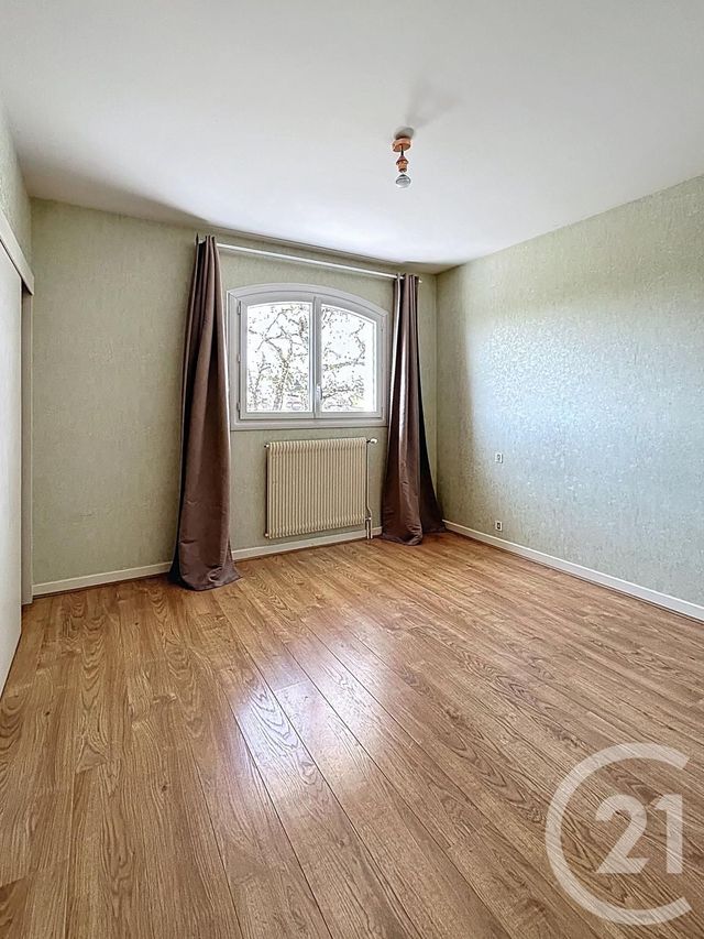 Maison à vendre - 5 pièces - 161,26 m2 - Riom - 63 - AUVERGNE