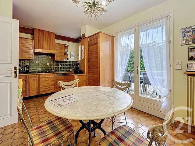 Maison &agrave; vendre - 6 pi&egrave;ces - 170 m2 - Mozac - 63 - AUVERGNE