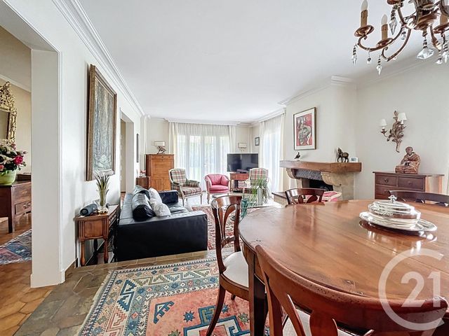 Maison &agrave; vendre - 6 pi&egrave;ces - 170 m2 - Mozac - 63 - AUVERGNE