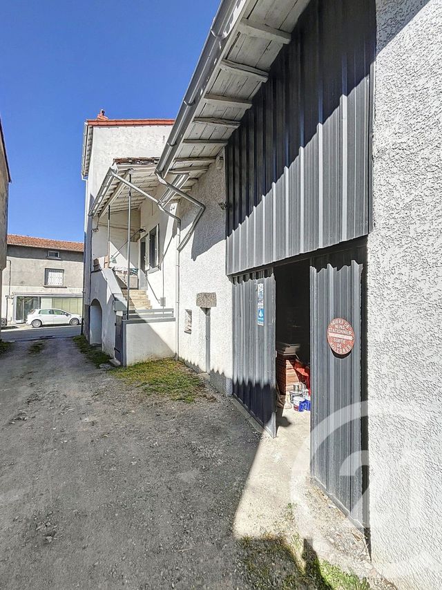 Immeuble &agrave; vendre - 140 m2 - St Bonnet Pres Riom - 63 - AUVERGNE