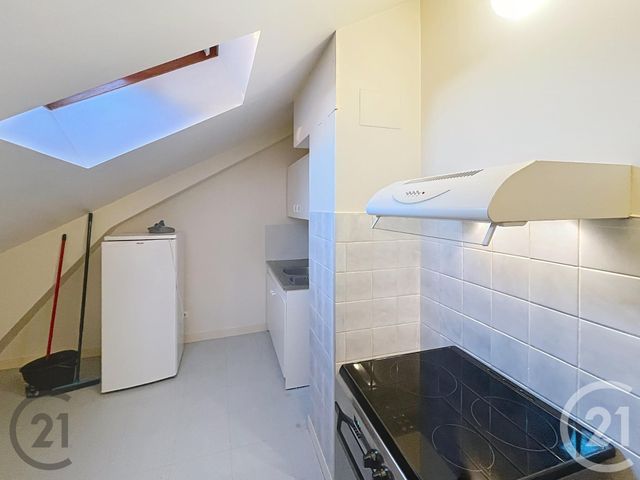 Appartement F3 à louer - 3 pièces - 39,79 m2 - Aigueperse - 63 - AUVERGNE