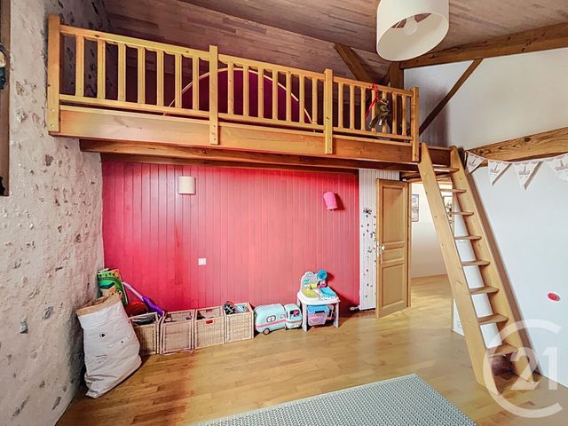 Maison à vendre - 7 pièces - 212,93 m2 - Mozac - 63 - AUVERGNE