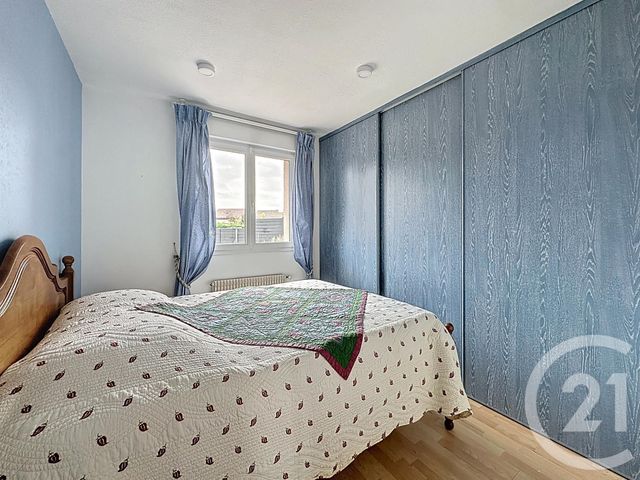 Maison à vendre - 5 pièces - 81,67 m2 - Riom - 63 - AUVERGNE