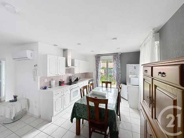 Maison à vendre - 5 pièces - 81,67 m2 - Riom - 63 - AUVERGNE