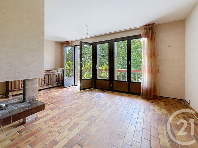 Maison à vendre - 7 pièces - 146,40 m2 - Chatel Guyon - 63 - AUVERGNE